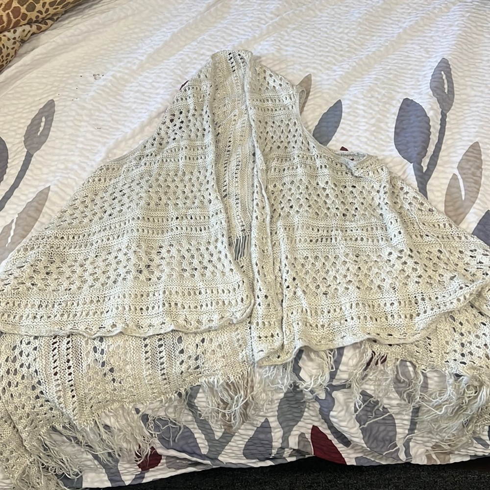 Small White Shawl